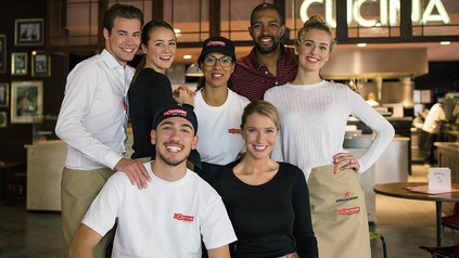 Ein Ausbildungsteam bei L'oSteria