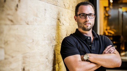 Markus Krüger, neben Eberhard Riedmüller (Gründer des Unternehmens) und Dominik Krüger Geschäftsführer der Barfüßer Gastronomie-Betriebs GmbH & Co. KG