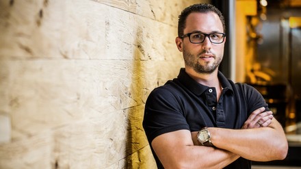 Markus Krüger, neben Eberhard Riedmüller (Gründer des Unternehmens) und Dominik Krüger Geschäftsführer der Barfüßer Gastronomie-Betriebs GmbH & Co. KG