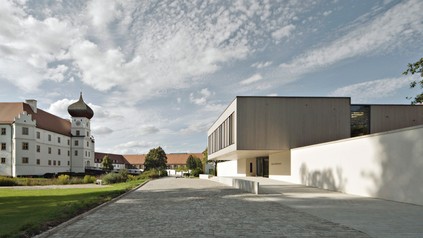 Das Schloss Hohenkammern und das dazugehörige Hotel