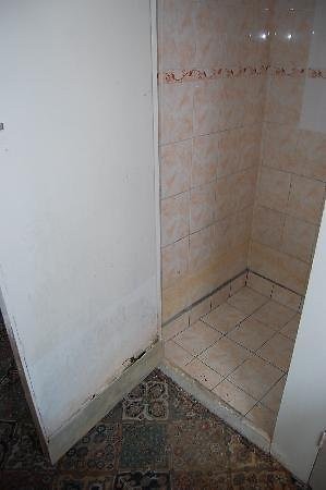 Schmutzige Hoteldusche