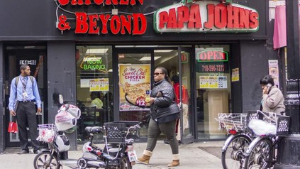Ein Fast-Food-Lokal mit dem Namen Papa John's