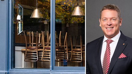 GastroSuisse Präsident Casimir Platzer, rechts; links: Blick durch ein Fenster in ein geschlossenes Restaurant oder Café, in dem die Stuhle umgedreht auf den Tischen abliegen