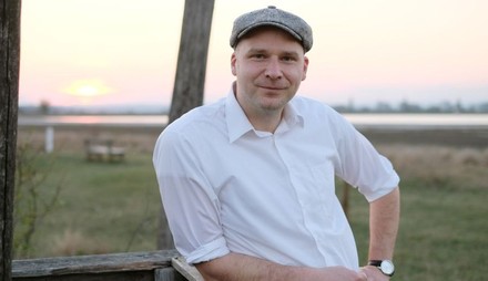 Dr. Stefan Schindler