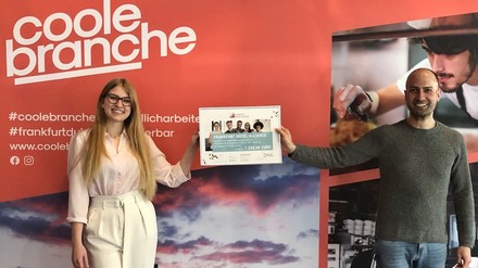 Zwei Mitarbeiter vom Leonardo Hotel