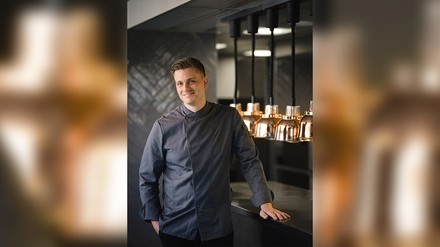 Marcel Oesterreich ist neuer Küchenchef im Ameron Zürich Bellerive au Lac. (Foto: © Althoff Hotels)
Marcel Oesterreich
