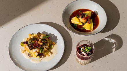 Das aktuelle Menü Chef’s Choice besteht aus drei Signature Dishes. (Foto: © Breuninger)
Das aktuelle Menü Chef’s Choice