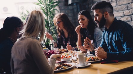Gäste in einem Restaurant