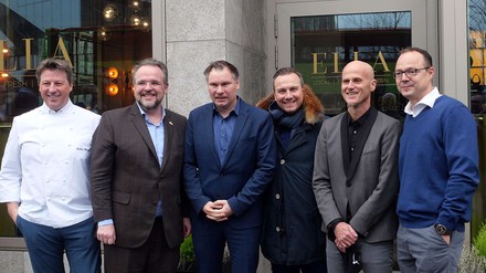 Sechs Spitzenköche bei einem Foto-Shooting für die eat! berlin 2020