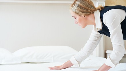 Housekeeping Mitarbeiterin