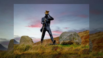 Johnnie Walker Next Steps, Mann läuft in der Landschaft