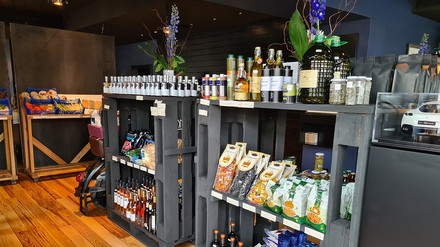 Anthony's Pop-up-Shop