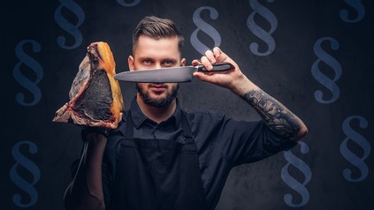 Ein tätowierter Koch