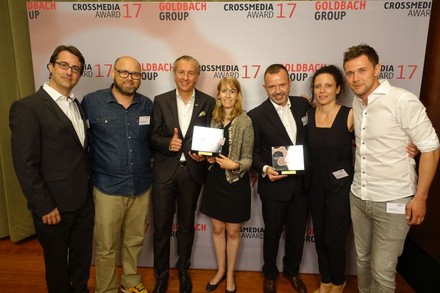Gewinner Crossmedia Award 17: Marcus Händel, Silvan Metzger, Gerhard Walter, Andrea Tomaschett, Christoph Bürge, Janine Aebischer, Dominic Wirz