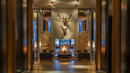 Lobby im The Chedi Andermatt