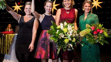 Julia Böcklen ist die neue Württemberger Weinkönigin 2018. An ihrer Seite stehen als neue Weinprinzessinen Aliena Zischewski, Ellen Volzer und Franziska Fischer