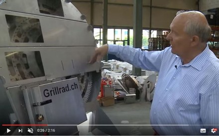 Gabriel Strebel zeigt Grill-Rad