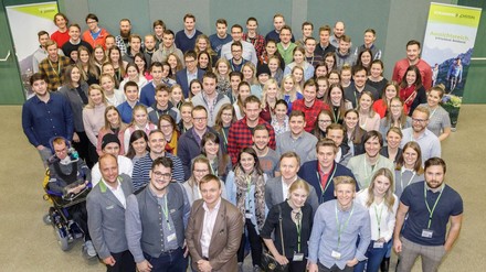 die 130 jungen Teilnehmer beim Kick-off-Event des Projekts „Next Generation“