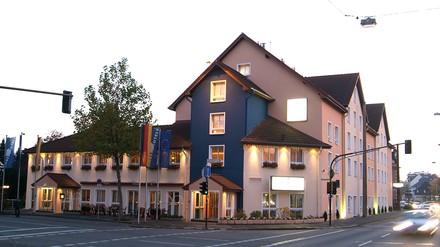 Ehemalige Amber Hotel Hilden wird Sure Hotel by Best Western Hilden-Düsseldorf