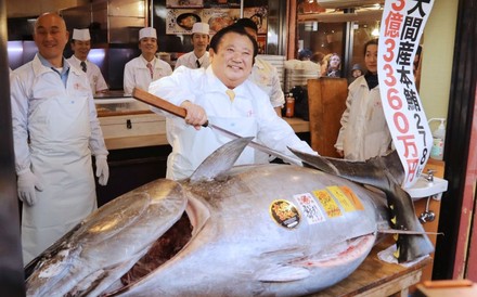 Kiyoshi Kimura mit seinem Rekord-Thunfisch