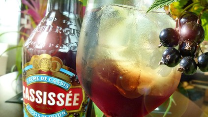 Ein Kir Royal