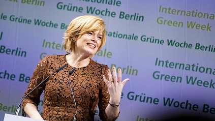 Bundeslandwirtschaftsministerin Julia Klöckner spricht bei der Eröffnungsfeier der Internationalen Grünen Woche 2019. Die Messe für Ernährung, Landwirtschaft und Gartenbau (18.-27. Januar) fand 1926 zum ersten Mal in Berlin statt. Partnerland ist in diesem Jahr Finnland.