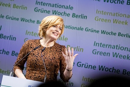 Bundeslandwirtschaftsministerin Julia Klöckner spricht bei der Eröffnungsfeier der Internationalen Grünen Woche 2019. Die Messe für Ernährung, Landwirtschaft und Gartenbau (18.-27. Januar) fand 1926 zum ersten Mal in Berlin statt. Partnerland ist in diesem Jahr Finnland.