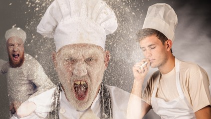 Koch schreit, Mehl im Gesicht