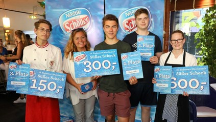 Florian Wundsam (Summerstage; 3. Platz), Eva Nikendei (Froneri), Clemens Groß und Adrian Krnezic (Gastronomiefachschule Bergheidengasse; 2. Platz) sowie Sandra Strobl (Hilton Vienna Plaza; 1. Platz)