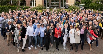 Eine Gruppe Hotelmitarbeiter