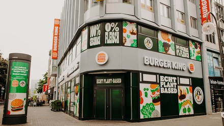 Außenansicht der fleischlosen Burger King Filiale