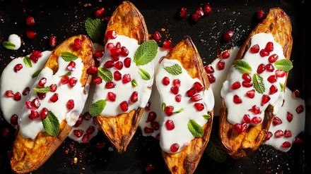 Experimente zeigen: Nudging kann uns bewusst zu nachhaltiger Ernährung anhalten. (Foto: © Zbigniew Lewczak/stock.adobe.com)
Essen